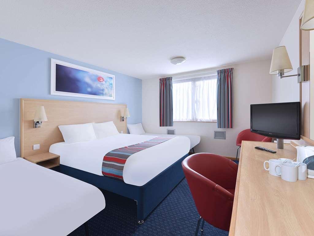 Travelodge Shrewsbury Bayston Hill Ruang foto