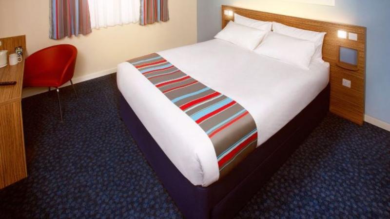 Travelodge Shrewsbury Bayston Hill Bagian luar foto