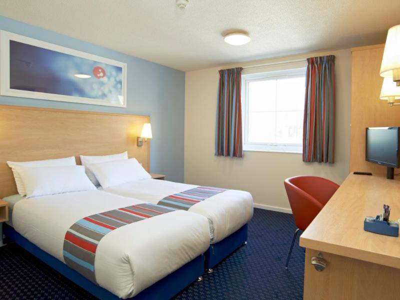 Travelodge Shrewsbury Bayston Hill Bagian luar foto