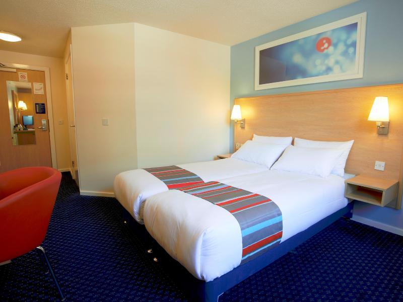 Travelodge Shrewsbury Bayston Hill Bagian luar foto